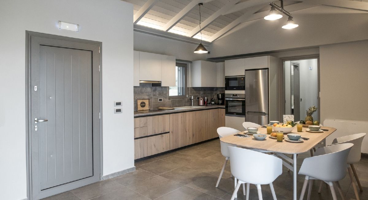 03-18_kitchen.jpg