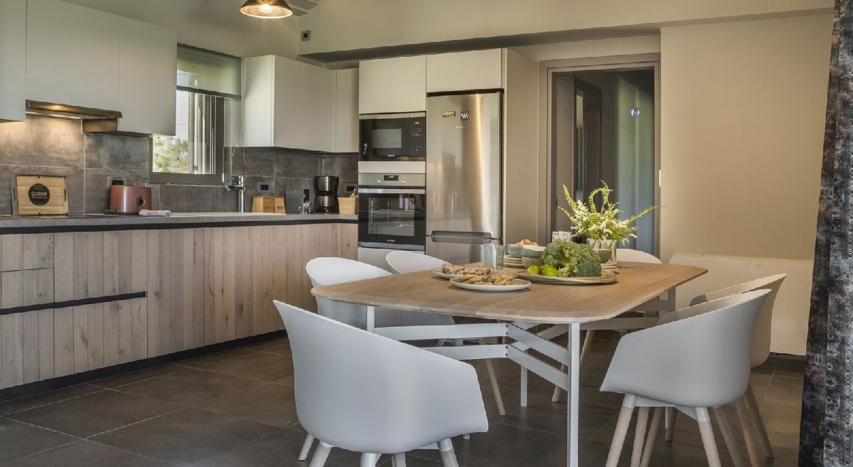 03-19_kitchen.jpg